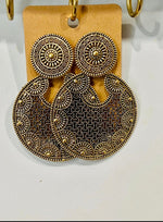 Load image into Gallery viewer, The Raveena Earrings Dazzled By B
